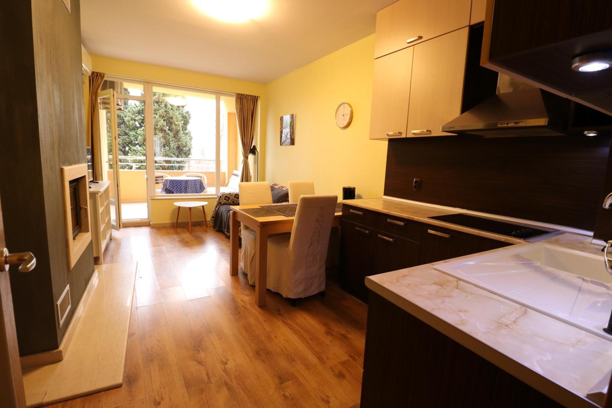 Varna Garden View Apartment Eksteriør billede