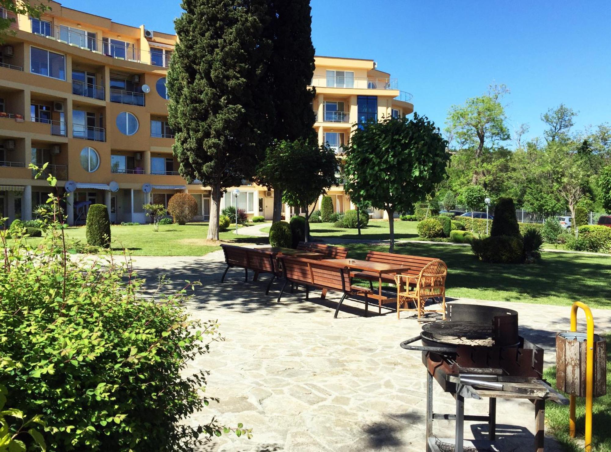 Varna Garden View Apartment Eksteriør billede